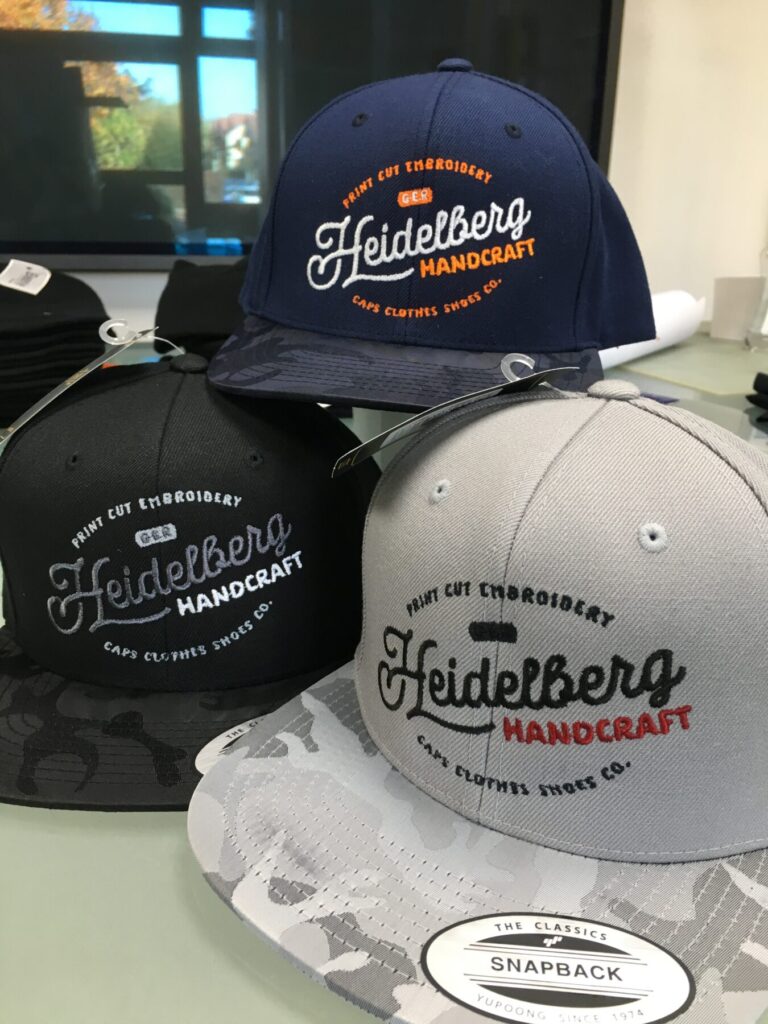 Hochwertig bestickte Caps in unterschiedlichen Ausführungen